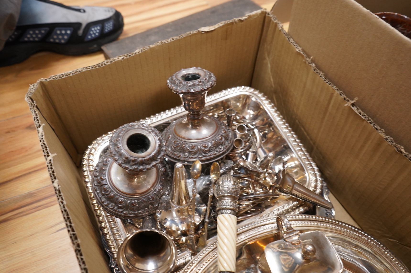 Assorted plated wares including pair of dwarf candlesticks, two pairs of entrée dishes, cased horn handled servers, set of flower holders, bread knife, mustard pot, salver, silver coins, two ceramic toby jugs, four pewte